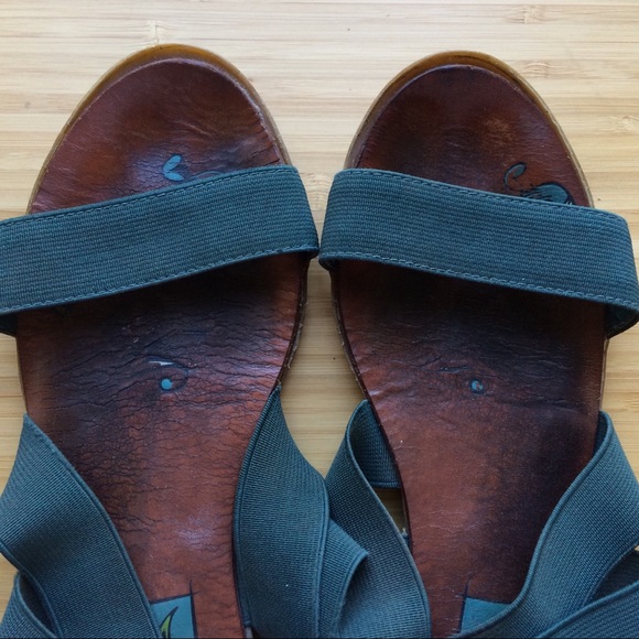 🟣 2/$10 ZIGI Girl Elastic Strap Sandals - Green - Picture 8 of 9